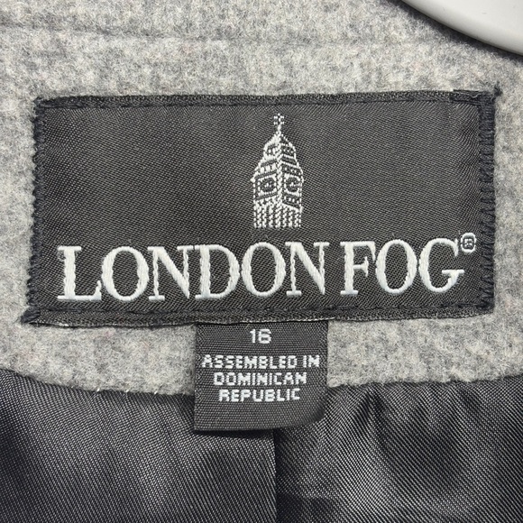London Fog Gray Wool Blend Coat 16 Button Collared - Picture 3 of 6